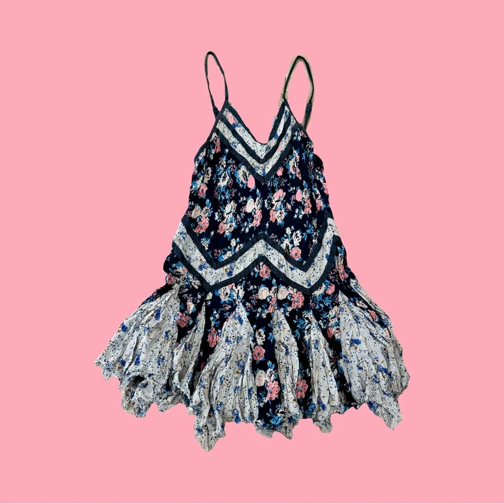 💙FREE PEOPLE intimately tank/mini slip💙 - Picture 1 of 2
